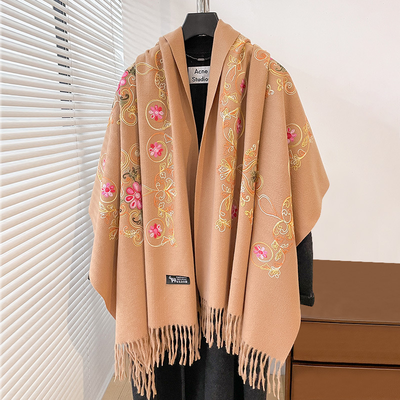 Go Ethnic Fashion - 빈티지 에스닉 스타일 자수 망토 머플러